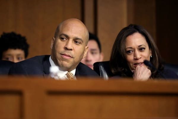 Cory Booker is rumor to be dating Rosario Dawson
