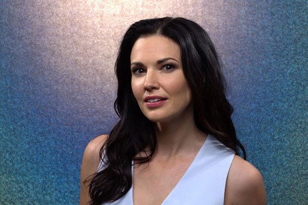 actress Laura Mennell