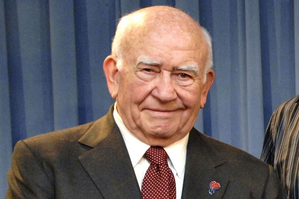 Ed Asner Net Worth – Income and Earning From His Acting Career