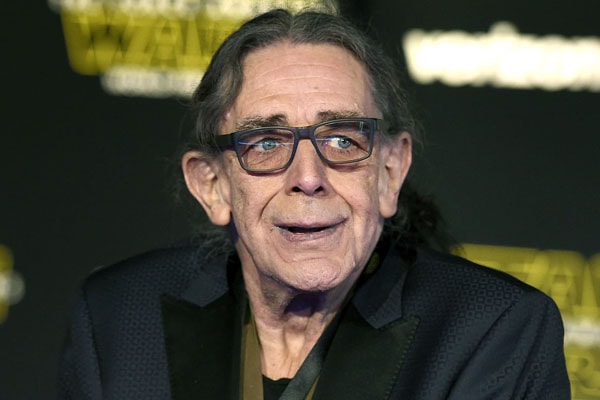 Where Are ‘Chewbacca’ Peter Mayhew’s Kids? Mayhew Survived by 3 Children And A Wife.