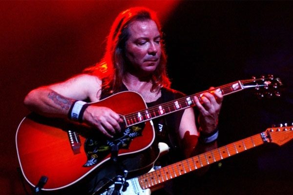 Guitarist Dave Murray