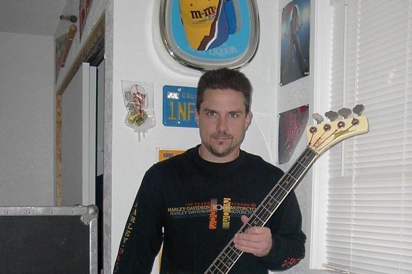 bass guitarist Ron McGovney