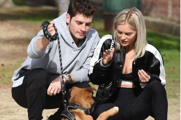 Michelle Randolph and Greg Sulkin loves to hangout together.