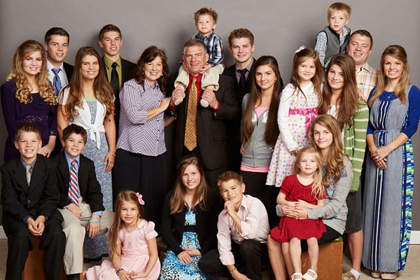 How Much Is The Net Worth Of “Bringing Up Bates” Family? Look Into Each Members Net Worth